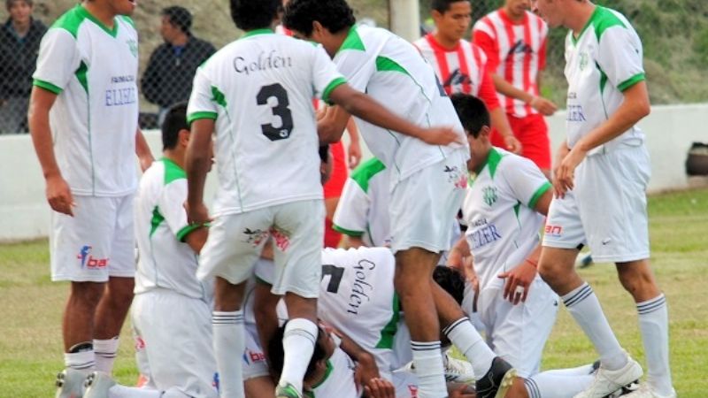 El Arenal y Tinogasta  Central son “cosa seria”