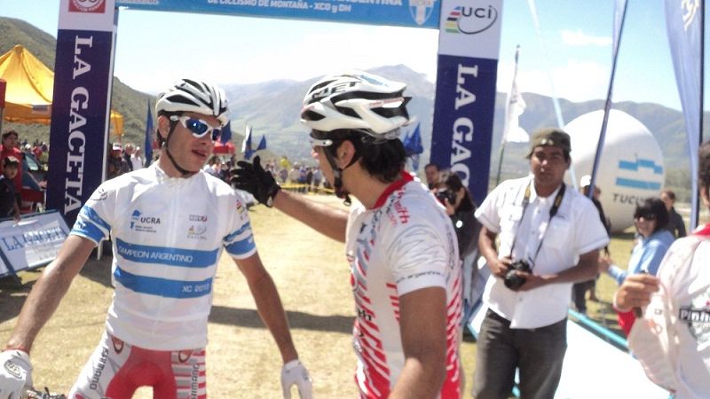 Darnay le robó la punta al “Mono” Gasco en elite, y Martínez brilló en cadetes 