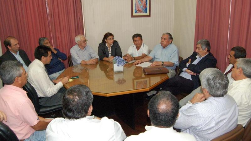 La CGT se reunió con Gordillo y pidió hablar con Corpacci