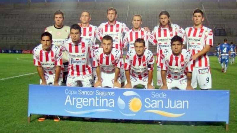 Morón, Atlético (T), Huracán y  Excursionista siguen de Copa