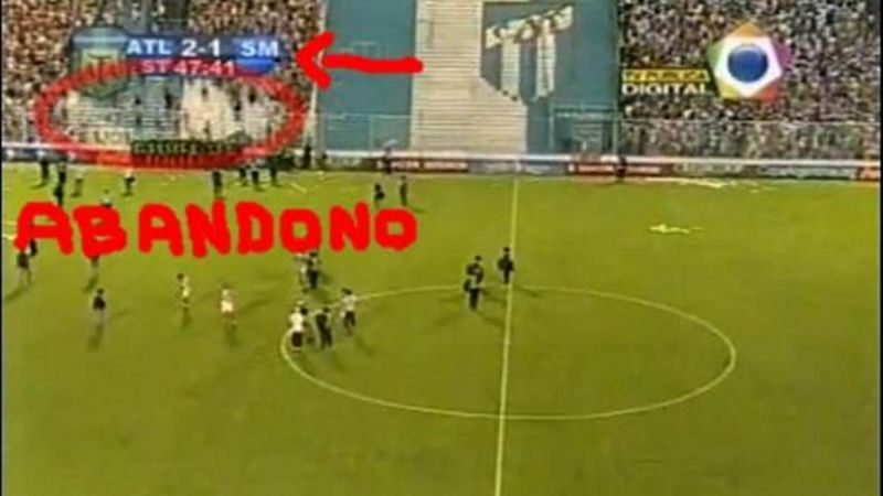 Con los afiches, Atlético se burla de San Martín