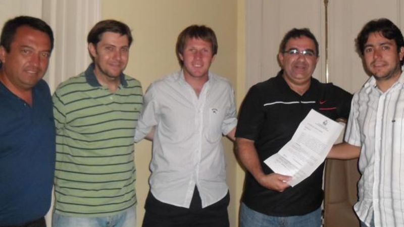 Ciclistas que unieron Ushuaia y La Quiaca visitaron la intendencia