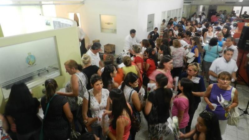 Jalil agasajó y brindó con las mujeres en su día