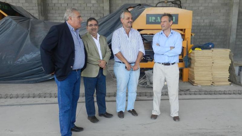 Jalil supervisó la nueva máquina en la Planta de RSU