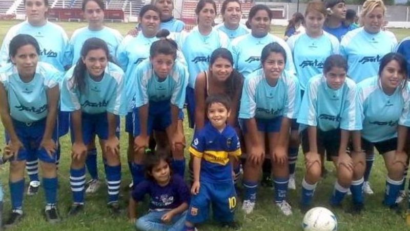 Las chicas Ateneo se van \"cortando\" en la Zona 1