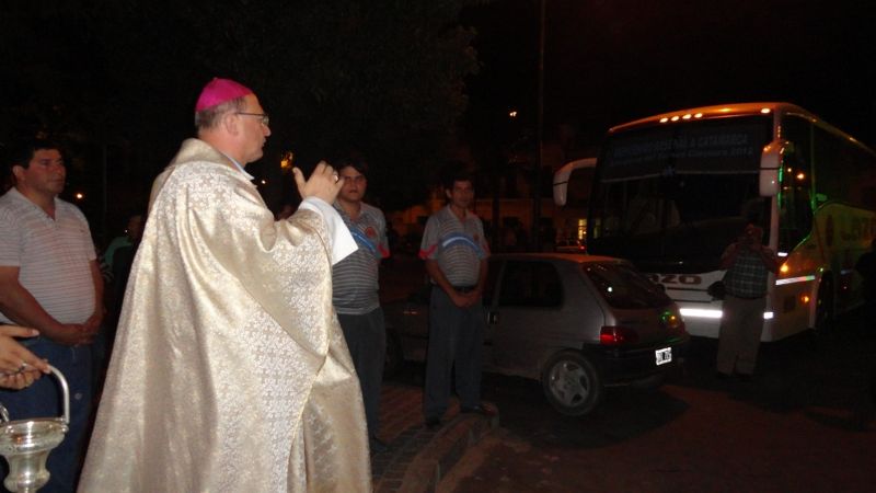 Bendición de colectivos en el tributo del ámbito del Transporte a la Virgen