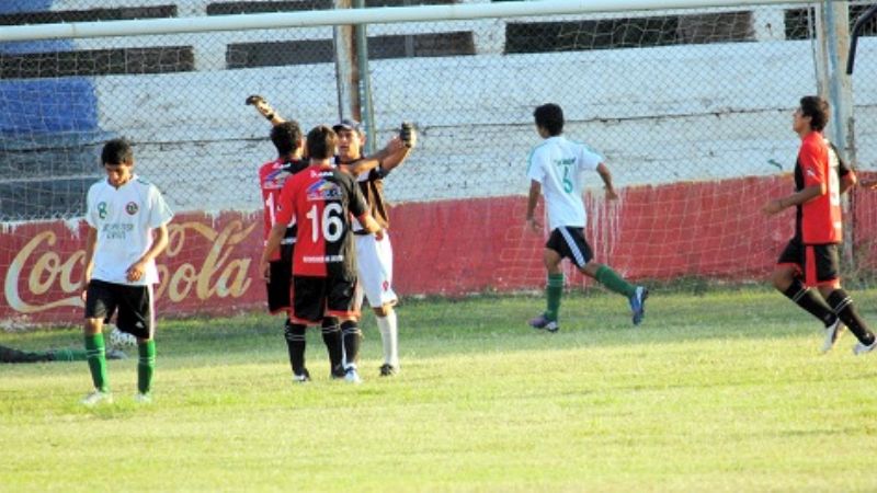 Triunfos de Defensores y S. Rojas abriendo la 2da.