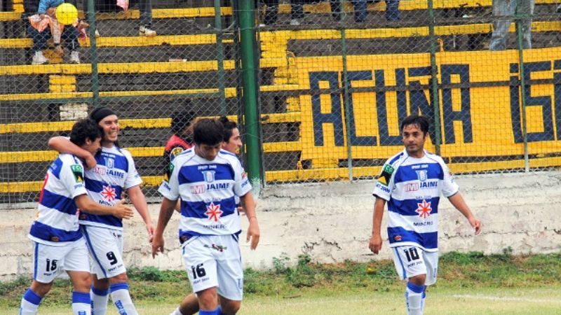 Policial \"no ayudó\" y Villa Cubas quedó eliminado