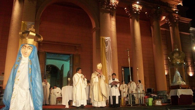 Urbanc a los jóvenes: “No tengan miedo de entregarse a la causa de Jesucristo”