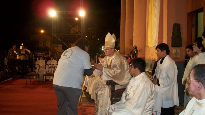 Urbanc a los jóvenes: “No tengan miedo de entregarse a la causa de Jesucristo”