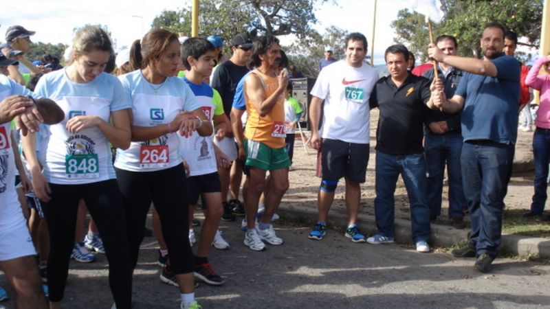 Se donaron tres bicicletas para el club de mountain bike