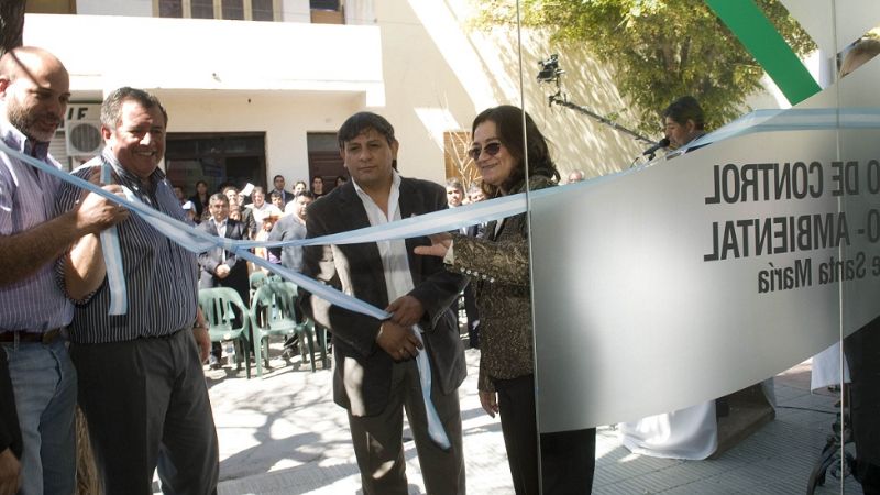 Lucía inauguró un Centro de Control Minero-Ambiental