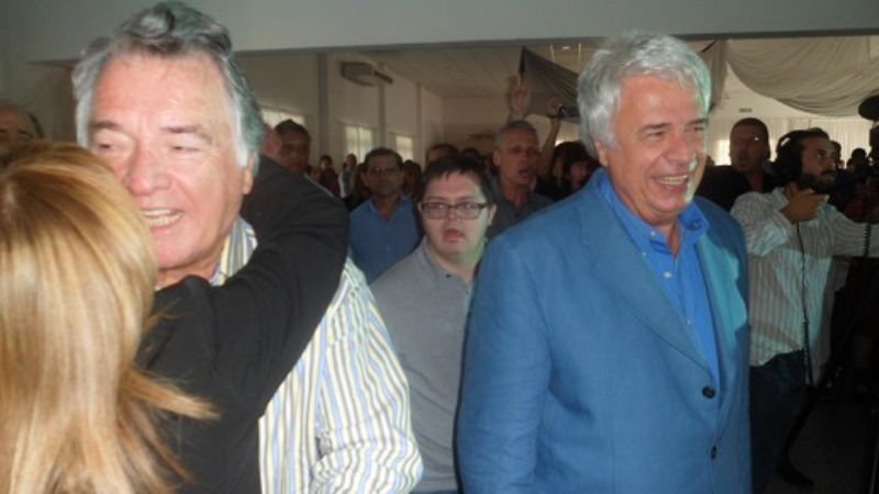 Barrionuevo: \"Hoy hay tres diputados\"