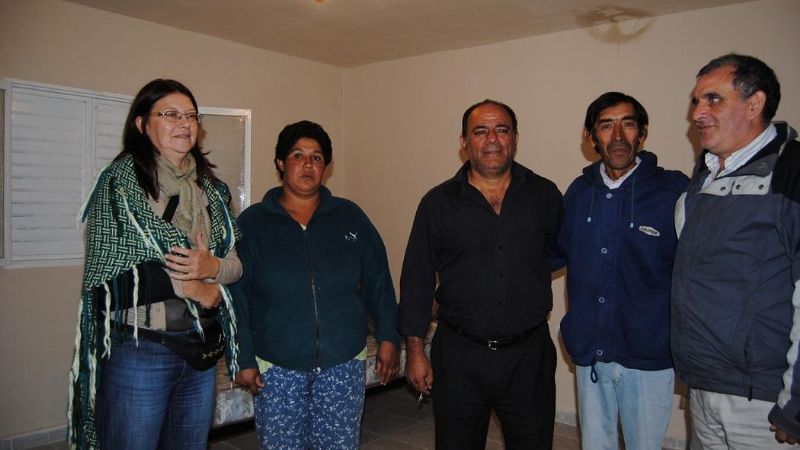 Entrega de módulos y baños en Capayán