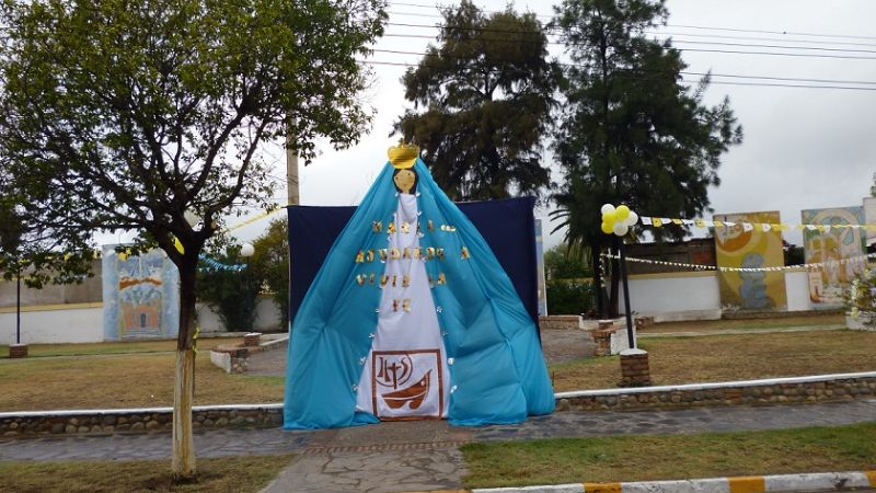 Se realizó el Vallecito en la Ermita de Valle Viejo  