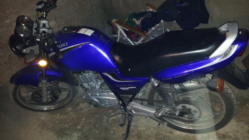 Encuentran moto robada ayer