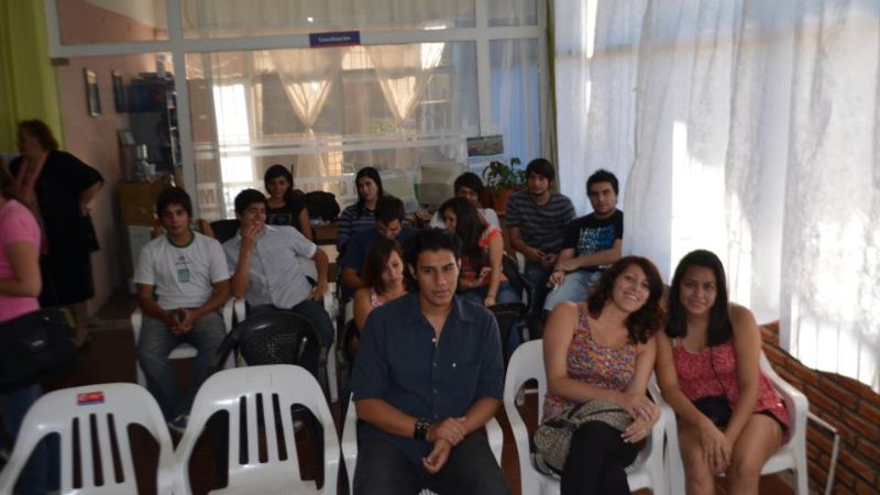 Jóvenes se capacitarán en busca de una rápida inserción laboral