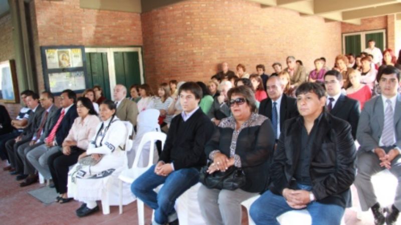 Andersch en la UNT en el acto de bienvenida a alumnos ingresantes