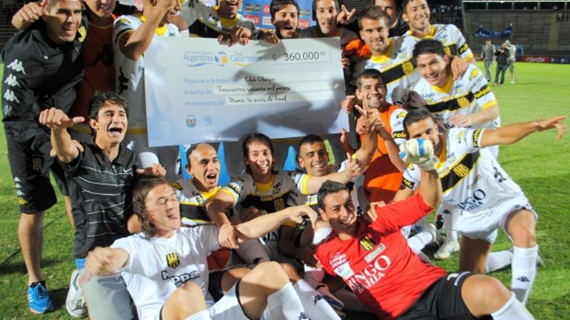 Olimpo sorprendió a Vélez y  lo sacó de la Copa Argentina