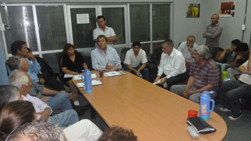 Definen estrategias para mejorar la renta de nogaleros