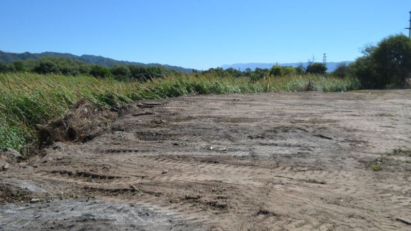 Limpieza de loteos y márgenes del río del Valle