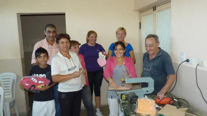 Lanzaron capacitación en carpintería artesanal