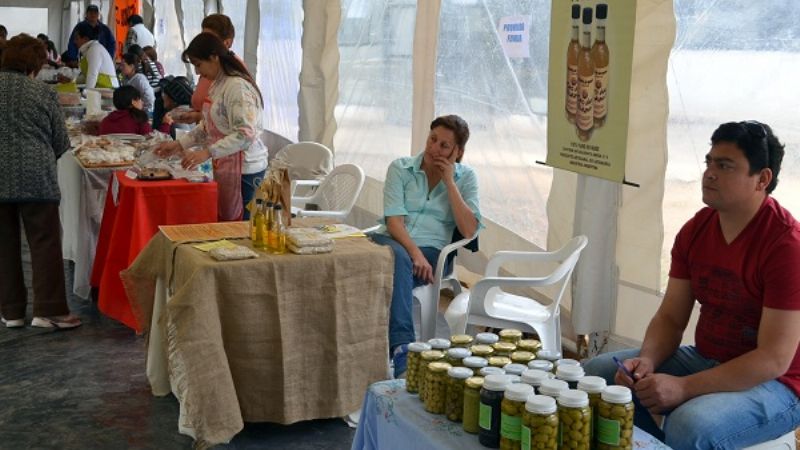 Encuentro de artesanos y productores en San Antonio