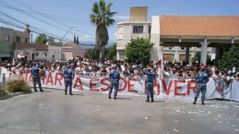 Con gran euforia, llegó el River de Ramón
