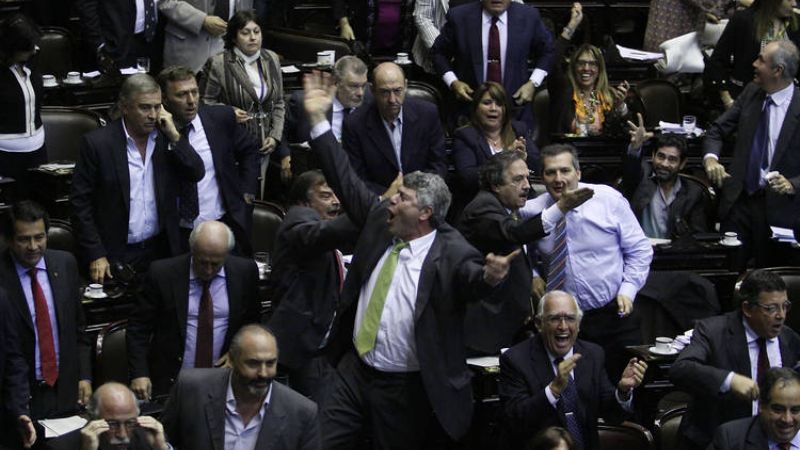 Diputados convirtió en ley el proyecto de exteriorización de divisas