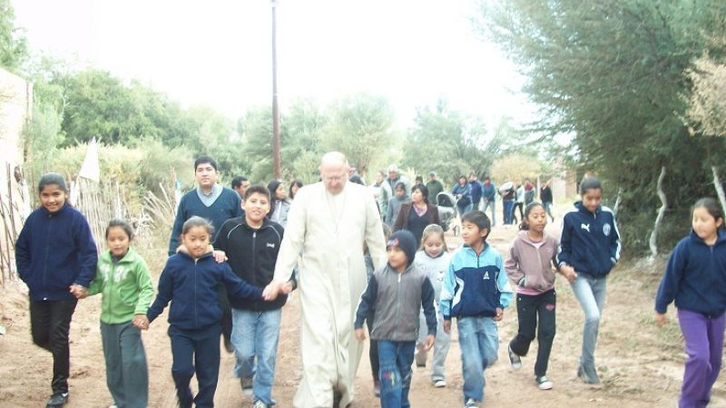 Una verdadera fiesta de la fe vivieron los barrios de Tinogasta 
