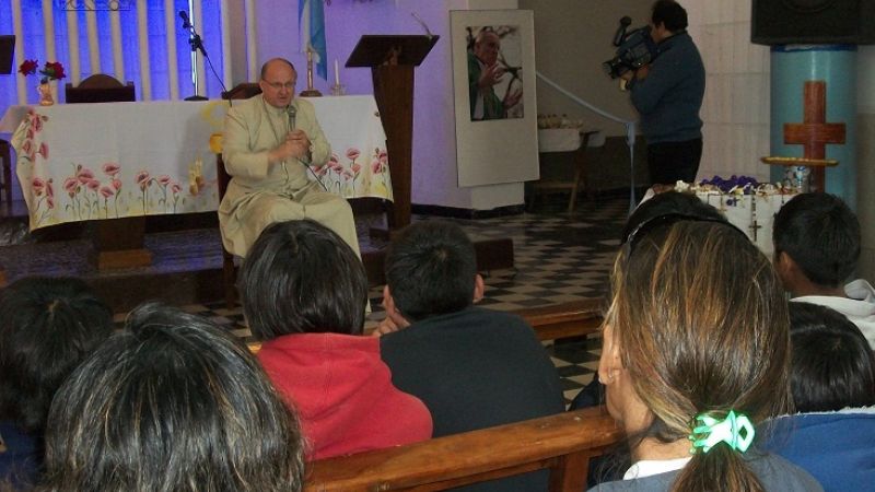 Una verdadera fiesta de la fe vivieron los barrios de Tinogasta 