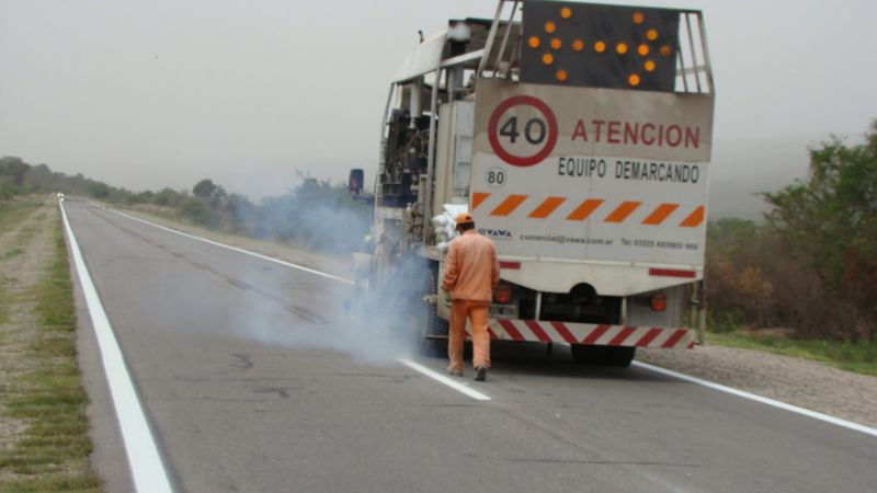 Señalización horizontal sobre Ruta Nacional Nº 60