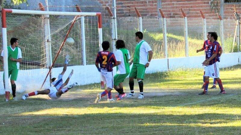 En Banda de Varela se reanuda el Anual de la Liga Chacarera