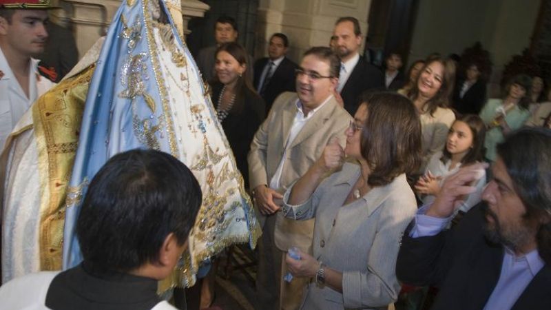 La Gobernadora participó de la Bajada de Virgen