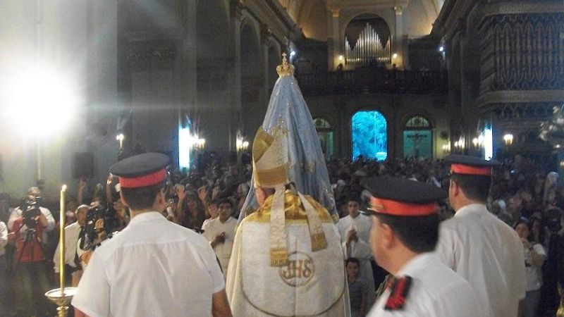 A las 19, la tradicional “Bajada de la Virgen”