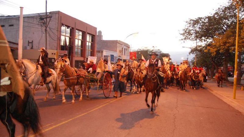 Más 16 mil gauchos cabalgaron junto a la Virgen