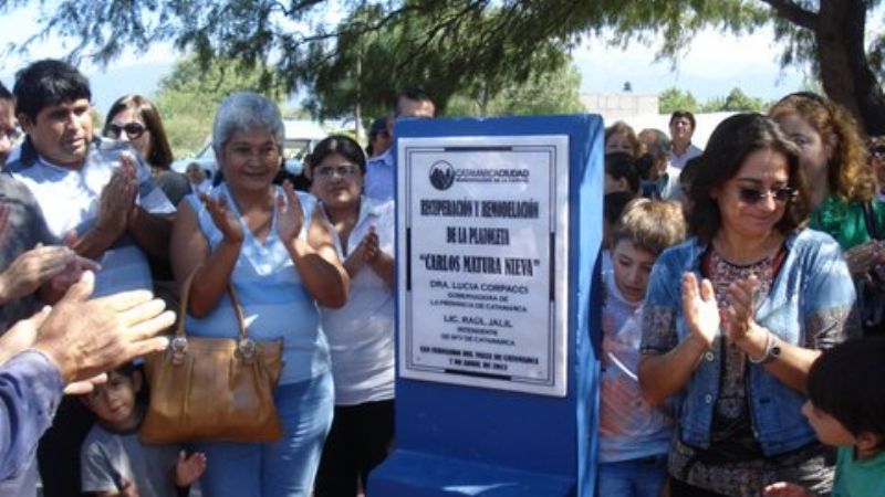 Inauguraron plazoleta con el nombre de Carlos “Matura” Nieva