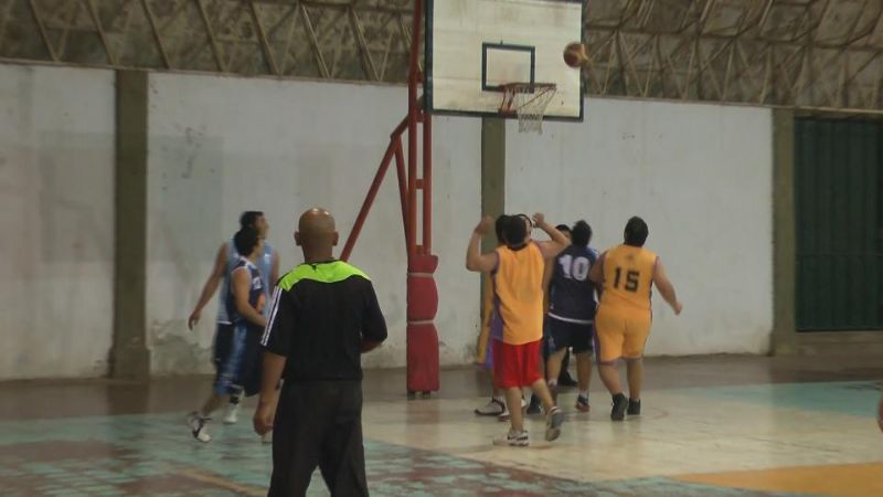 Inicia la Liga Universitaria de Basquetbol