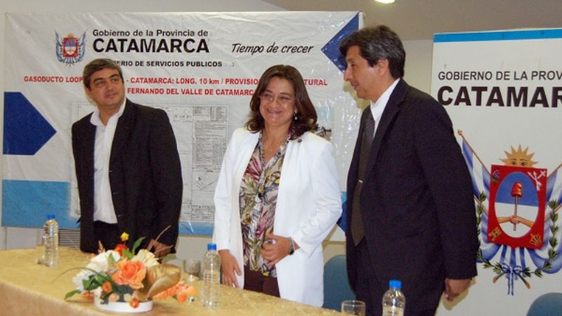 Gas: El “loop” para mayo, y  Capresca financiará conexiones