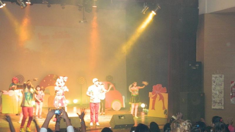 Cientos de niños coparon el Teatro Girardi
