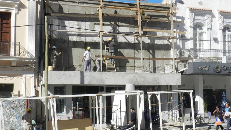 Avanza la remodelación de fachadas en el centro de la ciudad