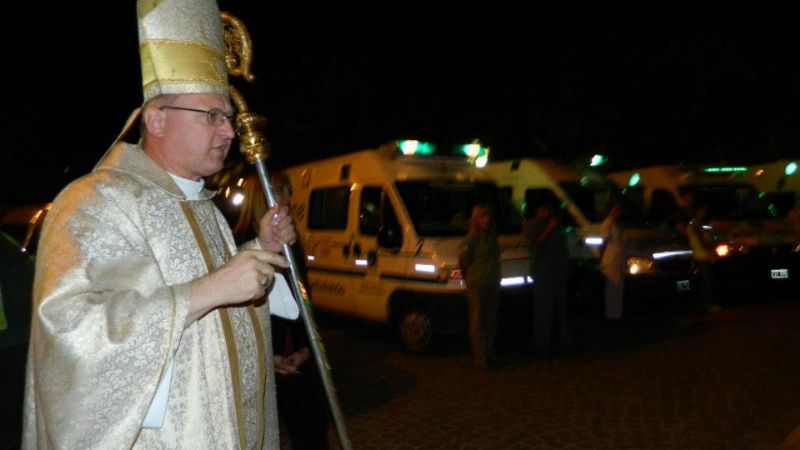 Salud honró a la Virgen y Urbanc bendijo ambulancias
