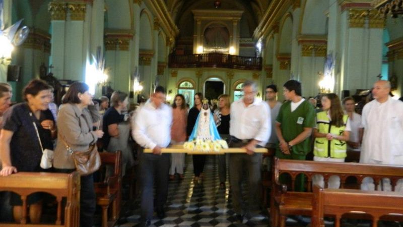 Salud honró a la Virgen y Urbanc bendijo ambulancias