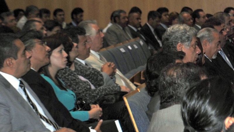 Senadores del Frente Cívico no cumplieron con su deber