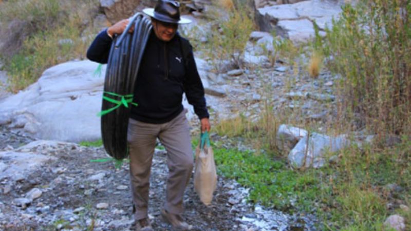 Andersch nuevamente visitó la Escuela de Los Saltos
