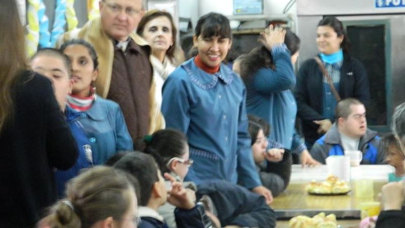 Urbanc con los chicos especiales del Centro de Integración de Apane