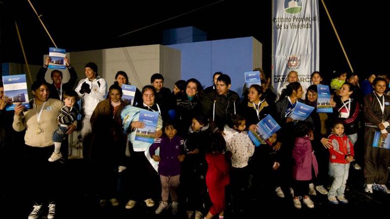 Entregaron viviendas en el Sur y en el Norte