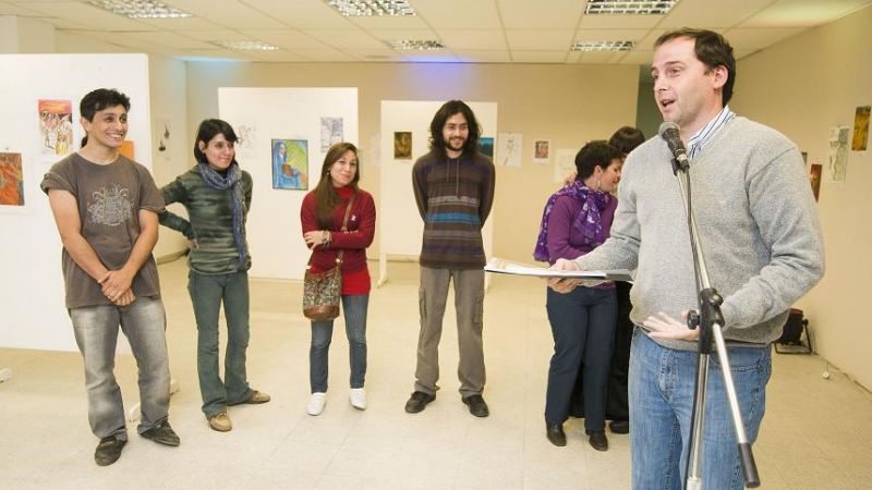 Mera premió a los ganadores del concurso “Portadas de Catamarca”
