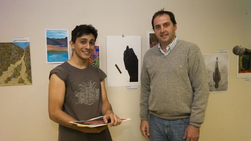 Mera premió a los ganadores del concurso “Portadas de Catamarca”