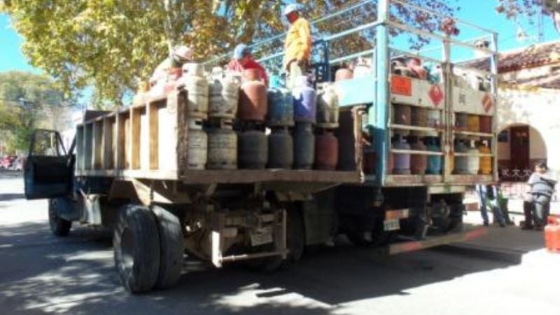 “Garrafas para todos” a La Merced, Balcozna y Los Varela